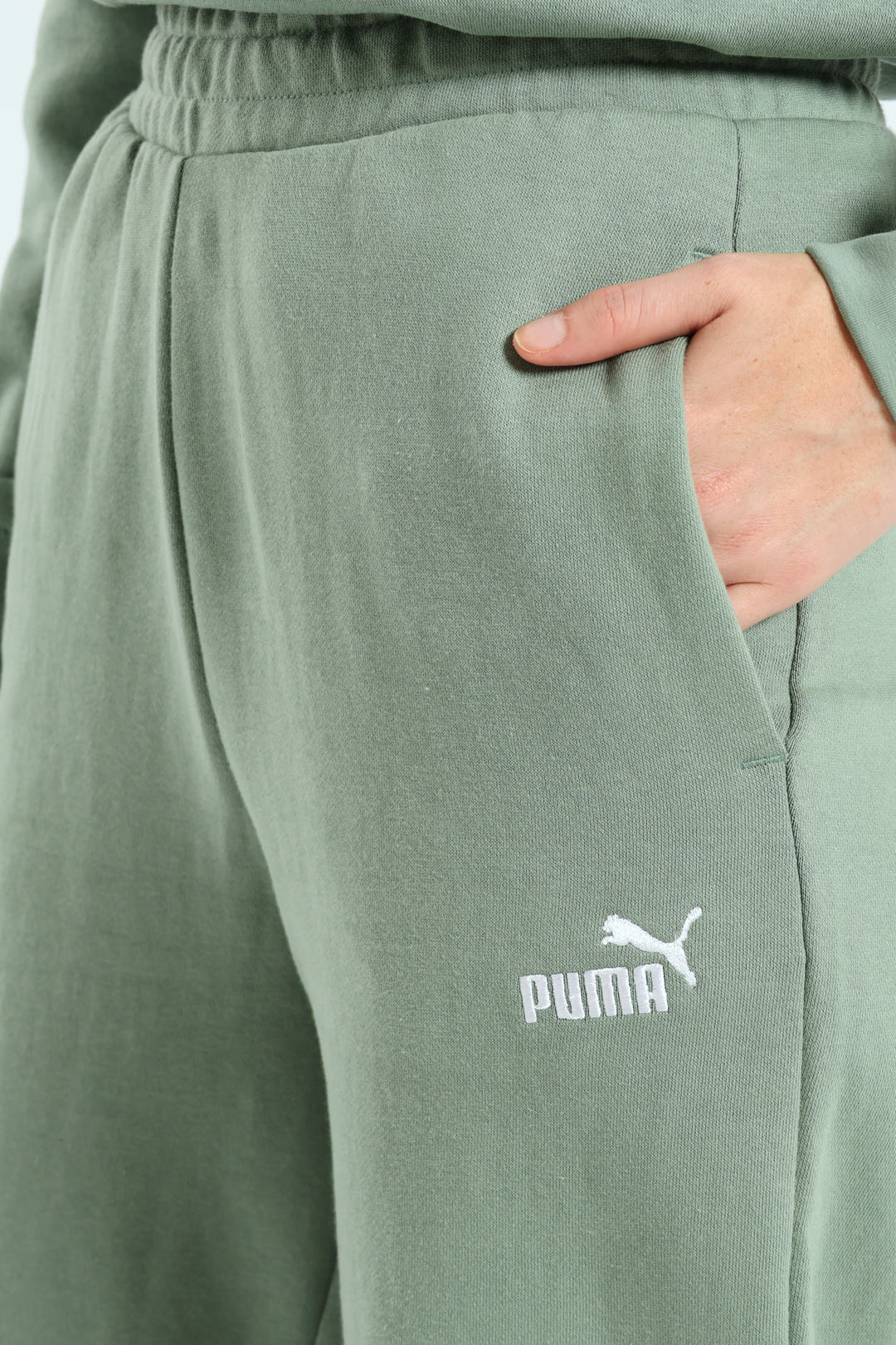 Essential Small No. 1 Logo Comfort Sweatpants - Green