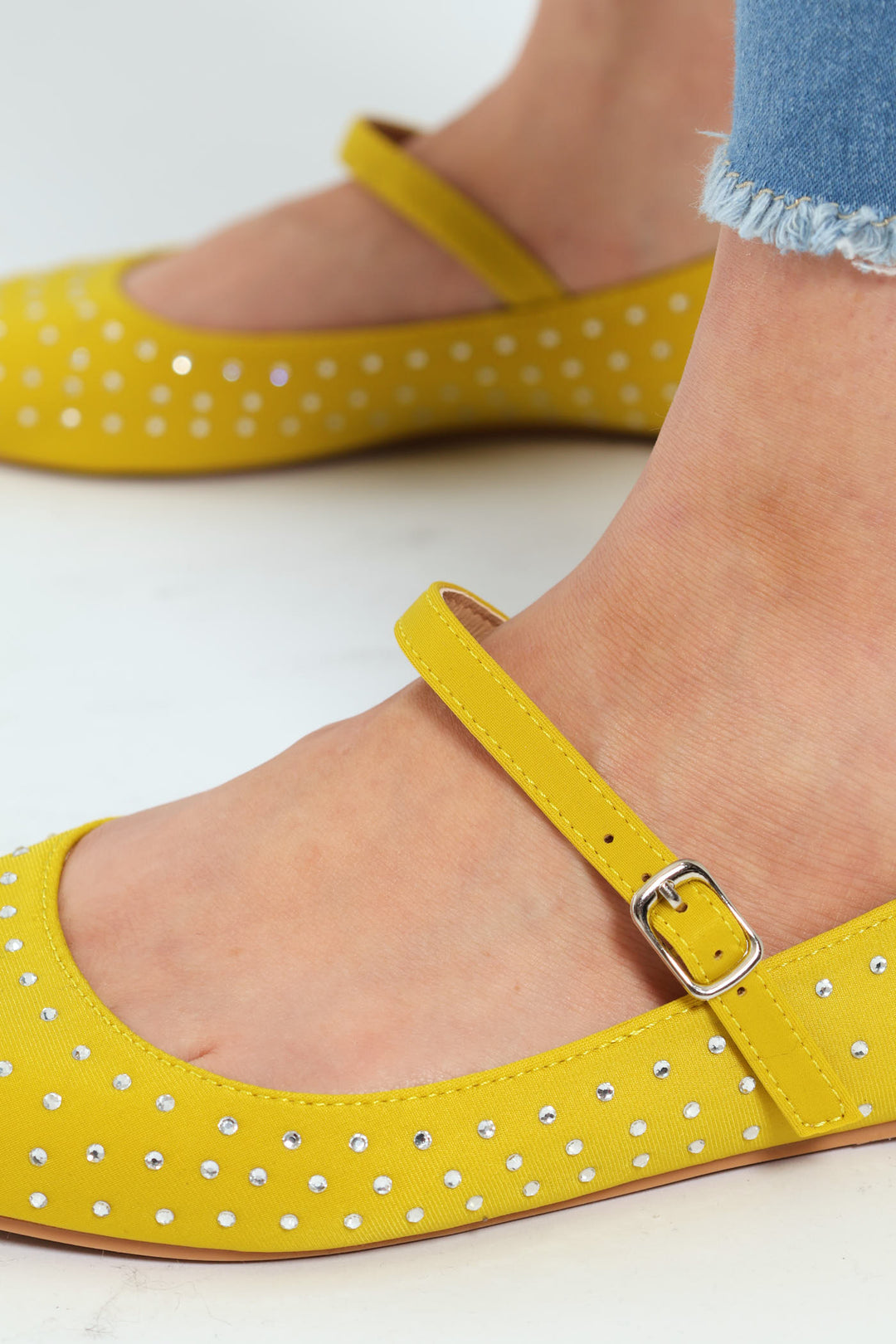 Pointy Diamante Strap Pump - Chartreuse