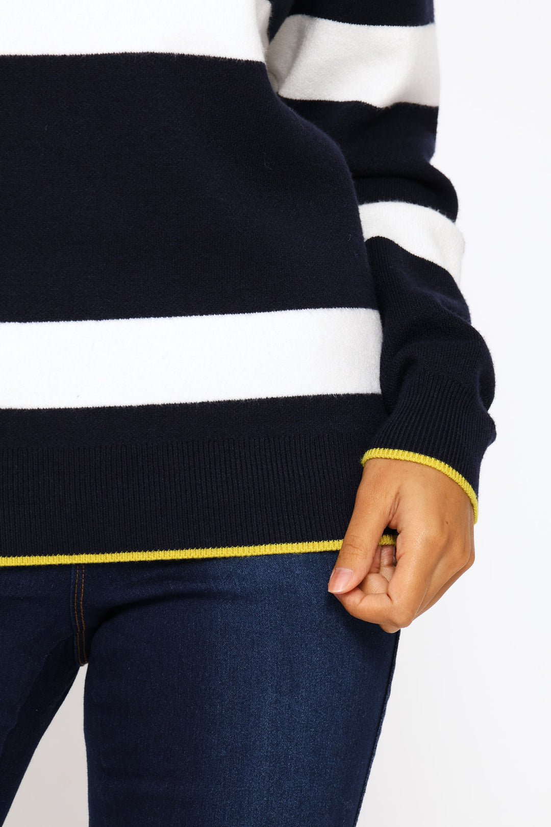 Luxe Academia Stripe Turtleneck Pullover - Navy/White