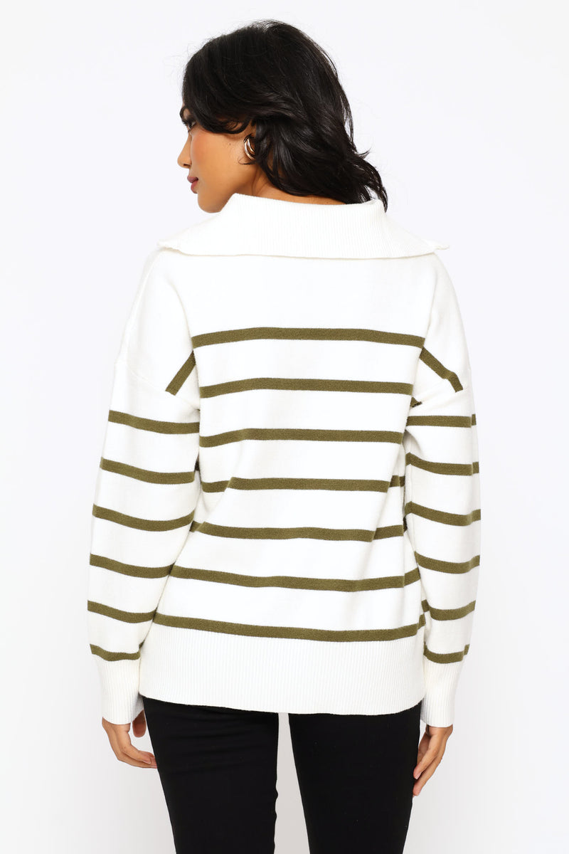 Quarter Zip Funnelneck Striped Luxe Pullover - White/Green