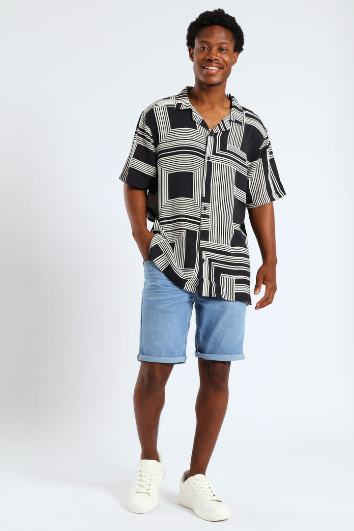 Basic Denim Short - Light Wash