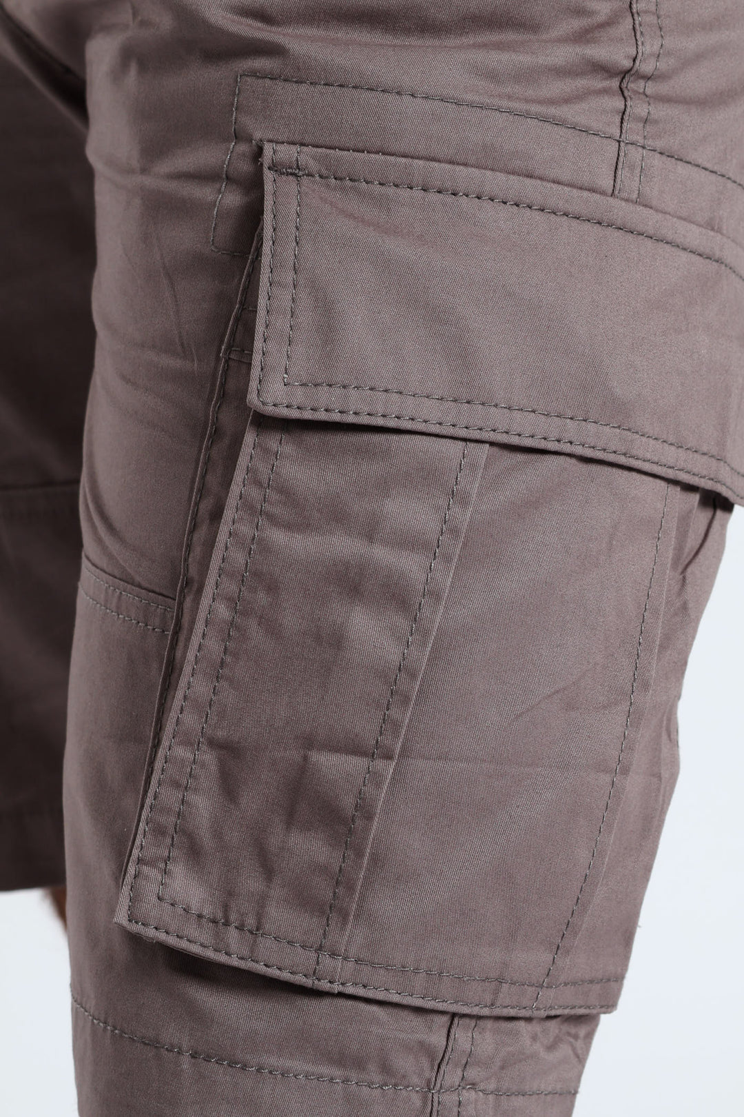 Cargo Bellows Short - Charcoal