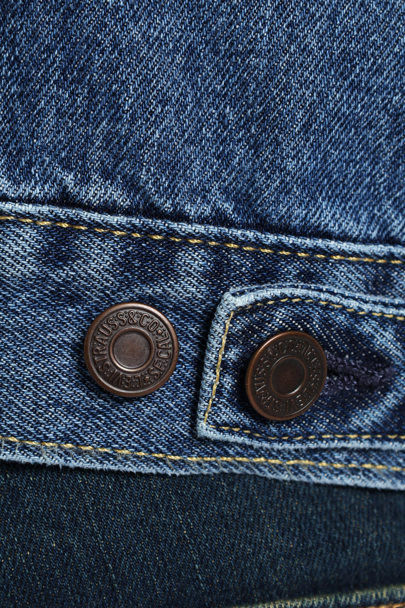 Trucker Jacket - Medium Wash