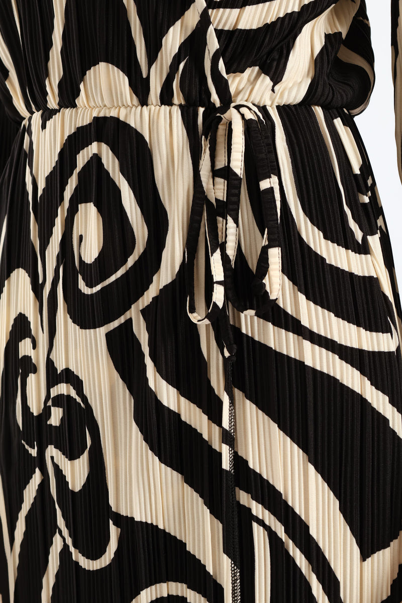 Collared Swirl Plisse Midi Dress - Black/Cream