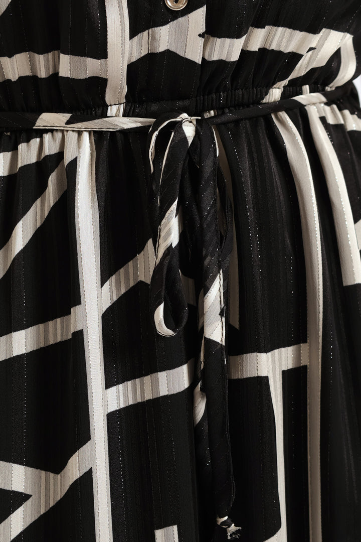 Mandarin Collar Monochrome Tea Dress - Black/White