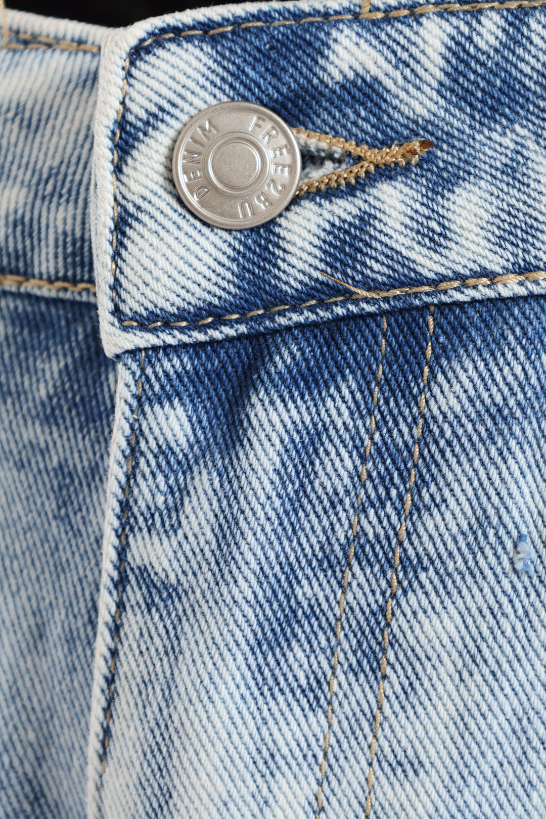 Jean Short - Acid Wash