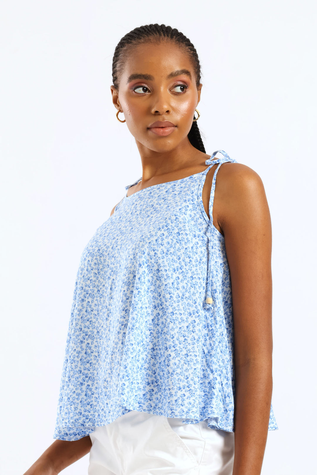 Beaded Shoulder Tie Printed Swing Cami - White/Blue