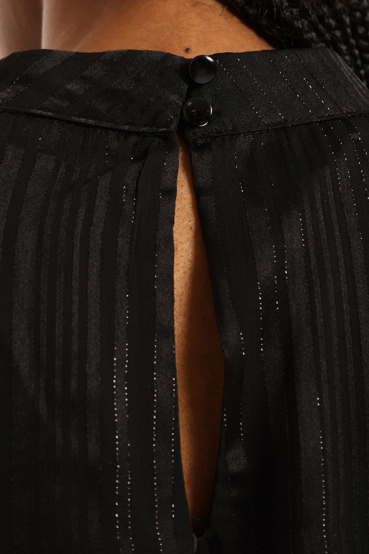 Hi Neck Keyhole Blouse - Black
