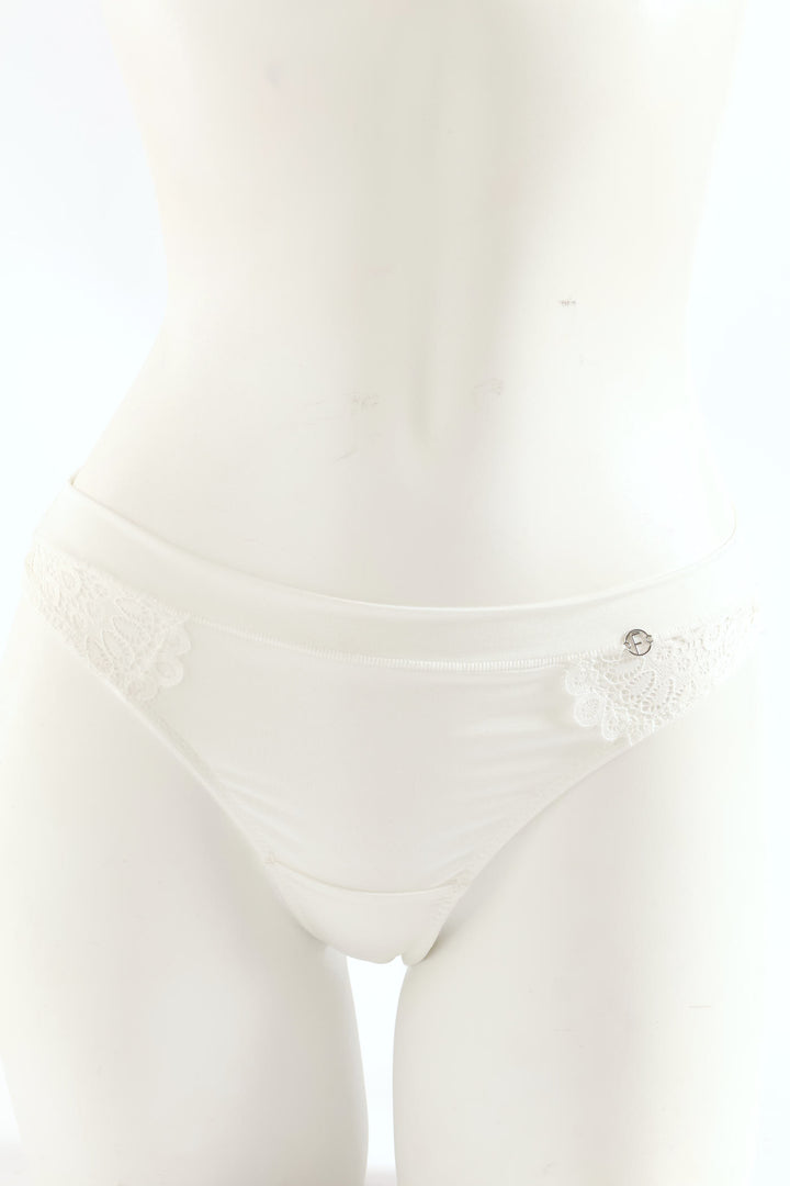 3 Pack Shiny Microfibre & Galloon Lace Thong - Chai/Black/Milk
