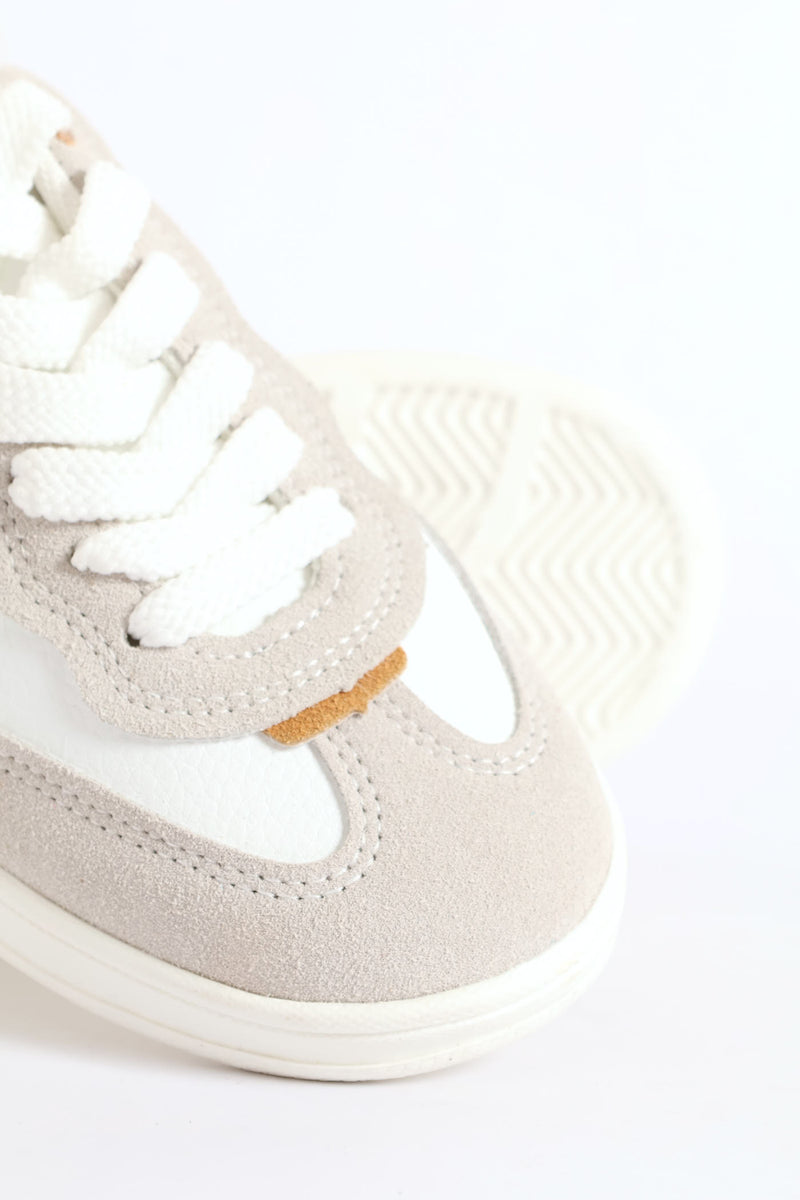 Girls Slim Sneaker - Off White