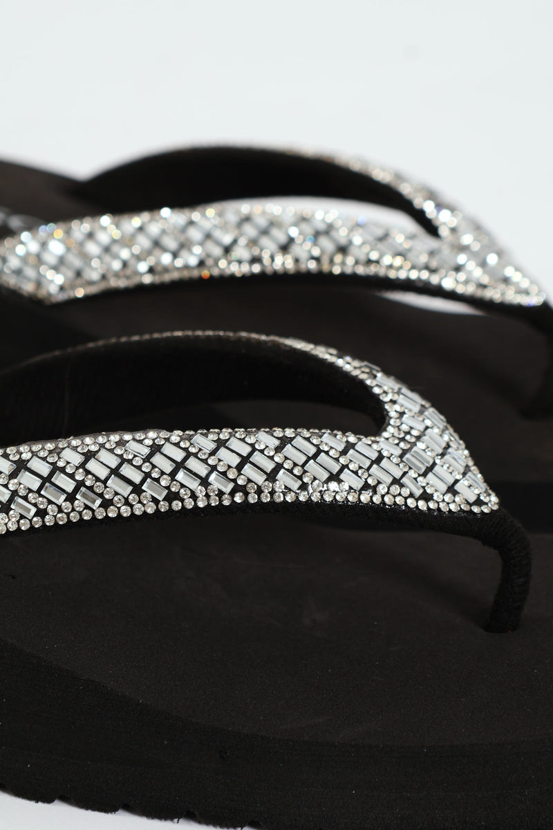 Diamante Puff Strap Thong Sandal - Black