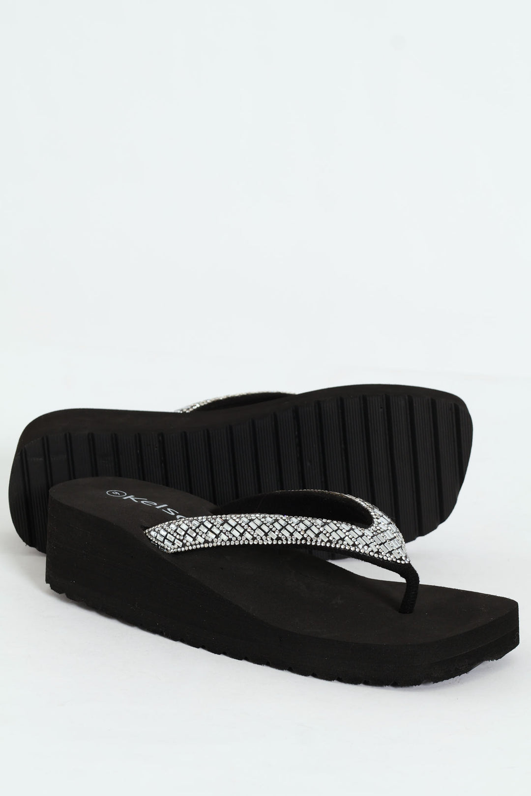 Diamante Puff Strap Thong Sandal - Black
