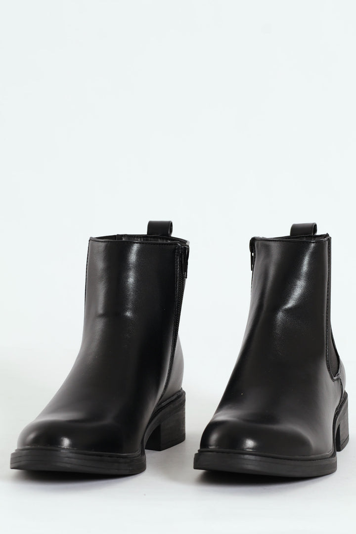 Classy Monotone Chelsea Boot - Black
