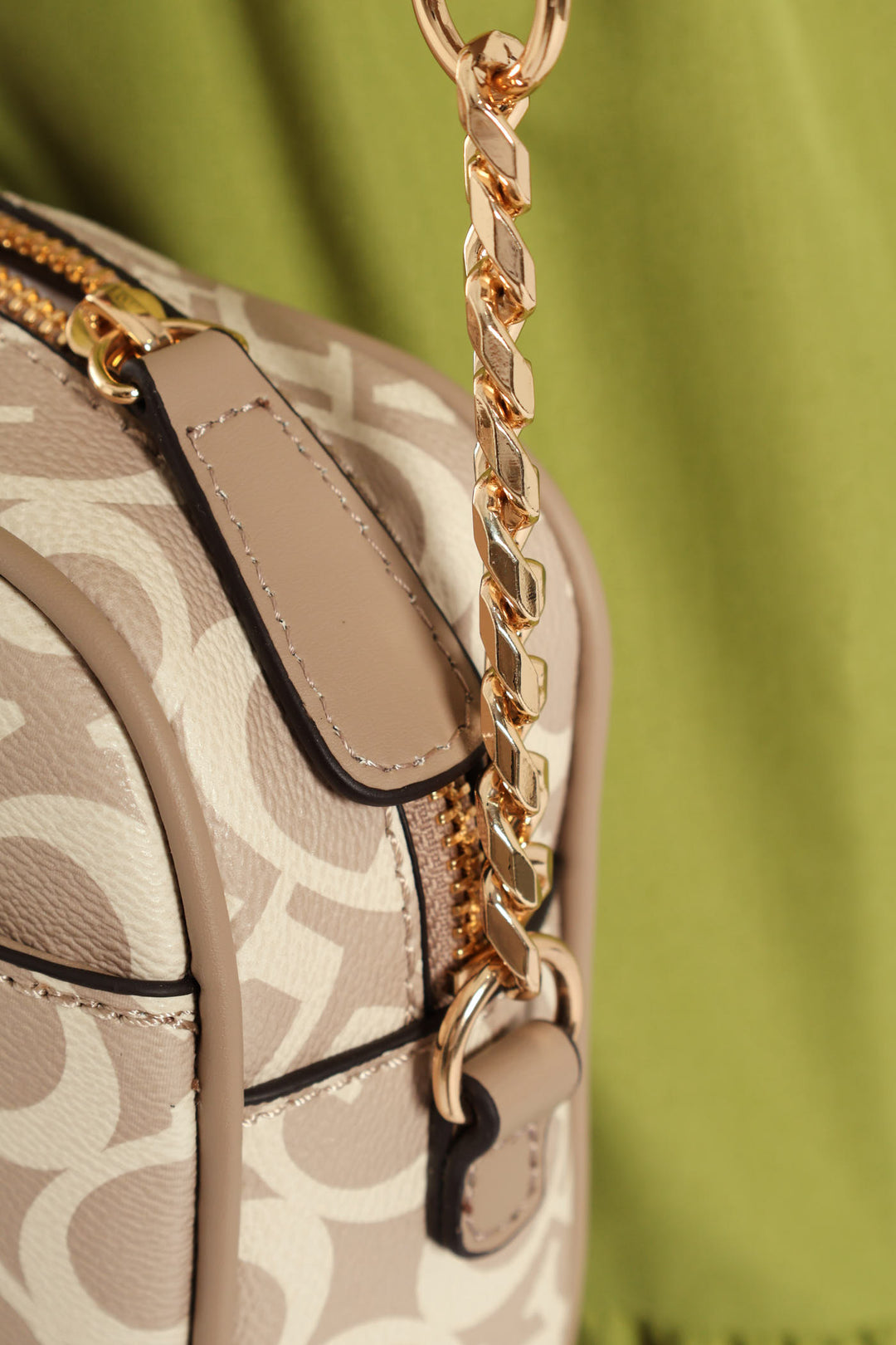 Kerry Crossbody Top Zip Bag - Caramel