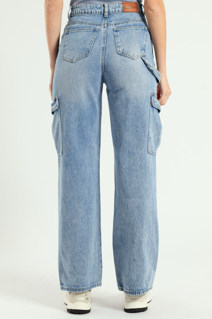 Wide Leg Pocket Cargo Denim - Light Wash