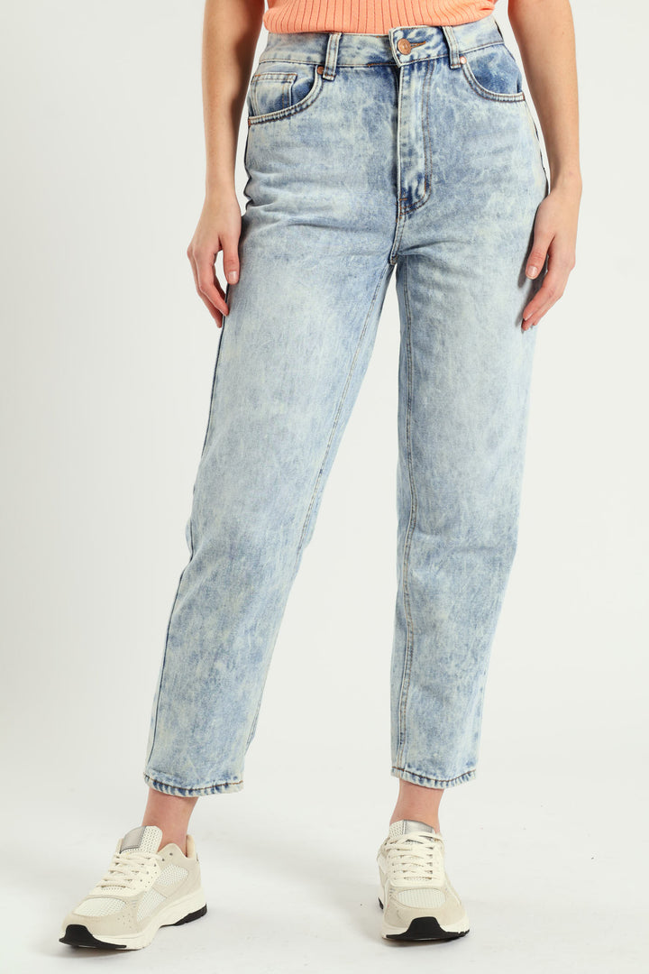 Classic Rigid Mom Jean - Light Wash