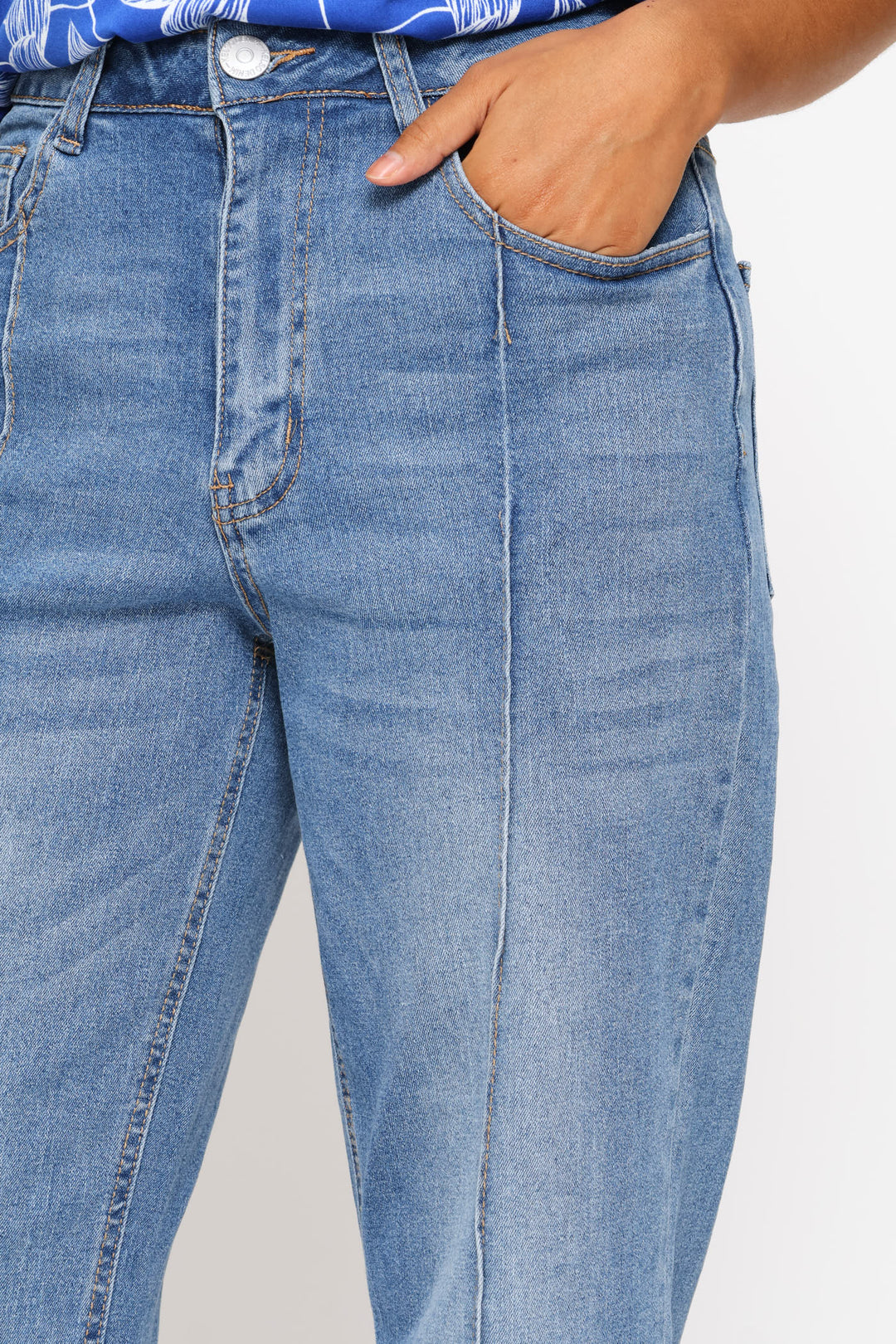 Turnup Relaxed Straight Denim With Seam Detail - Light Wash