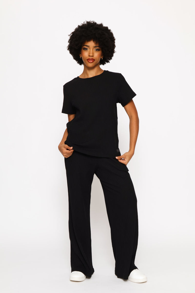 Alanis T-Shirt - Black