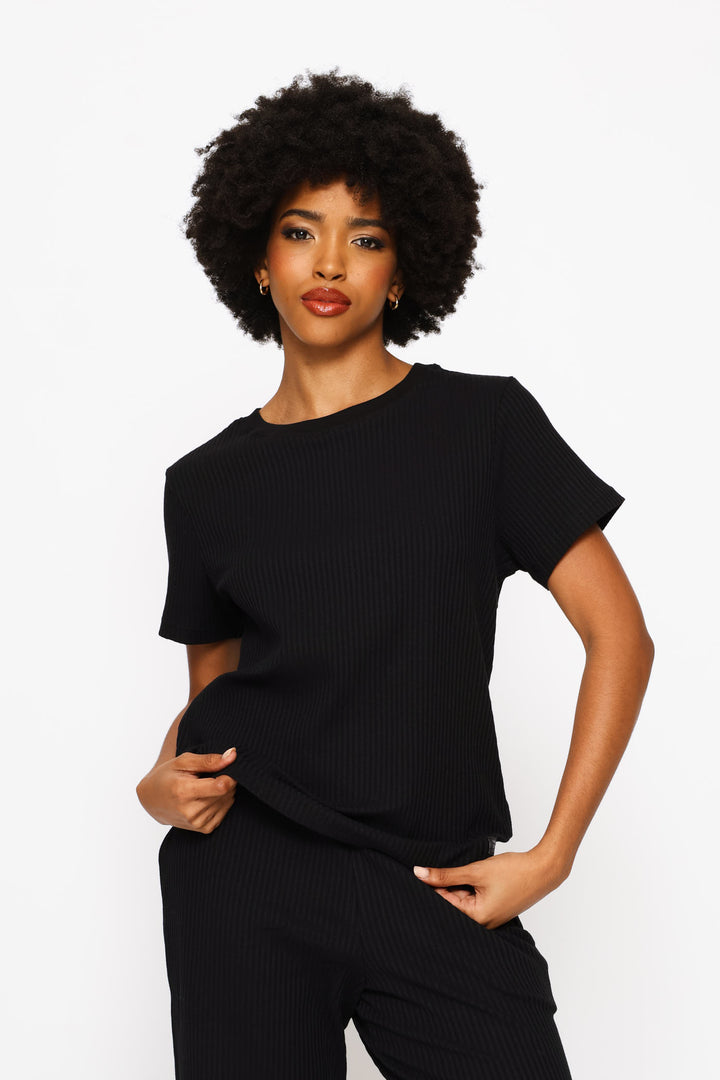 Alanis T-Shirt - Black