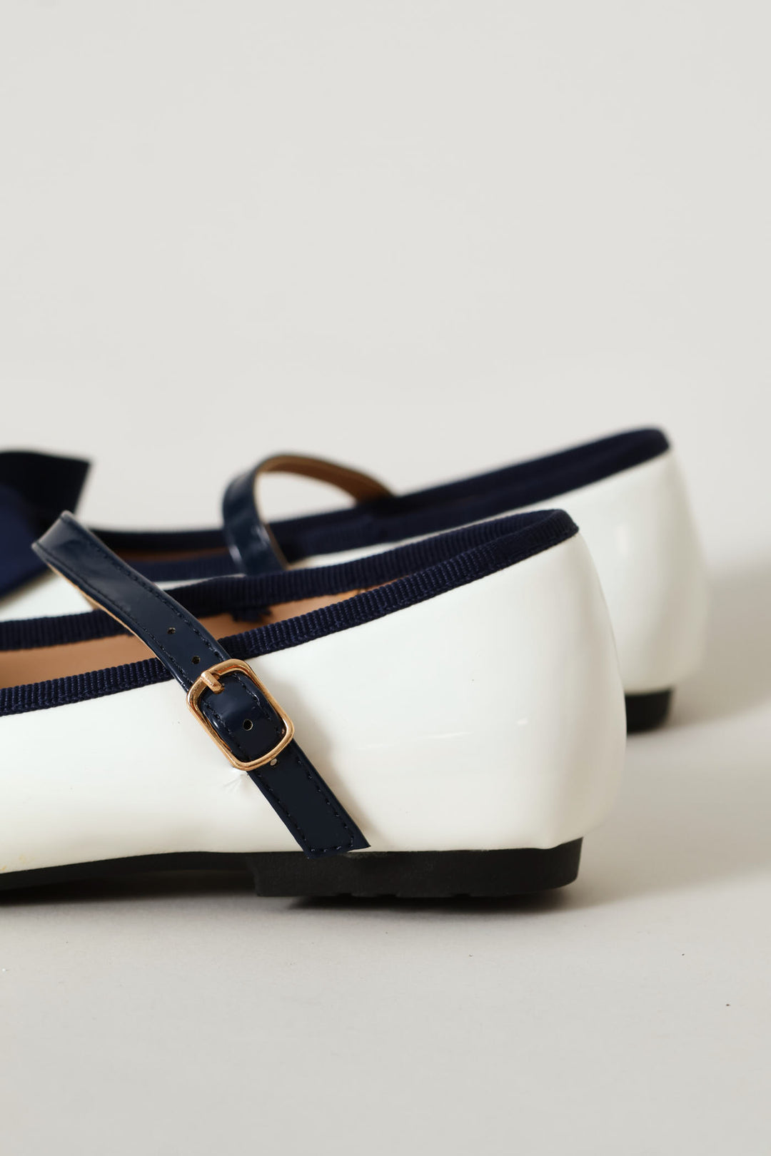 Girls Toe-Cap Pump - Off White