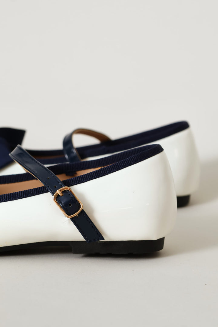 Girls Toe-Cap Pump - Off White