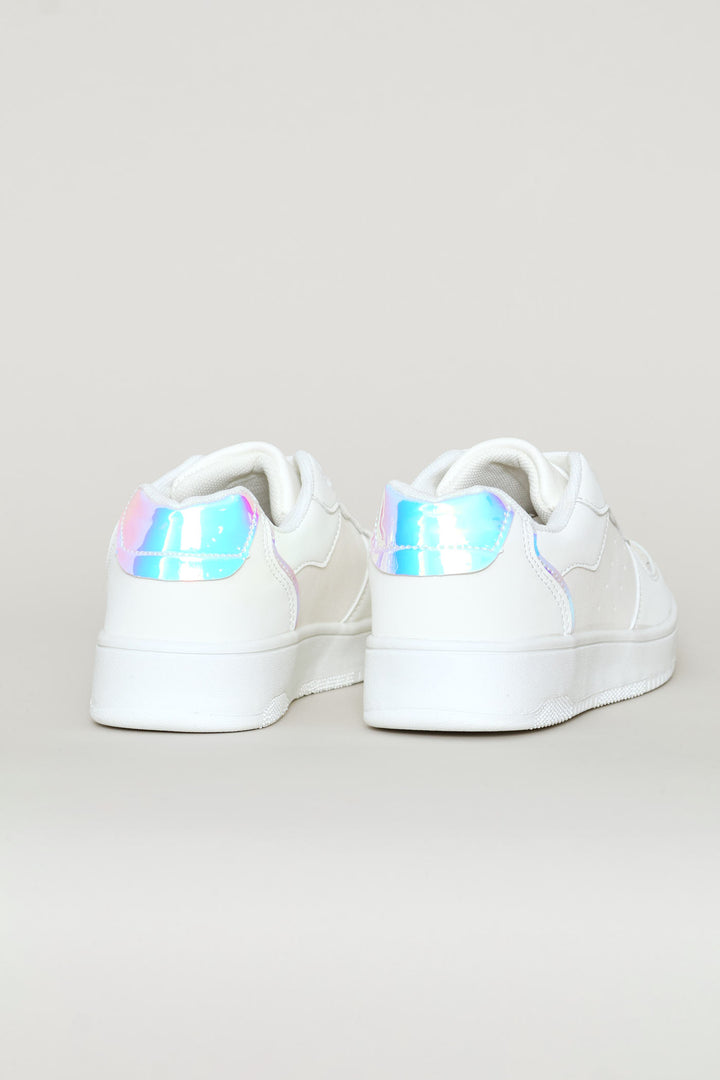 Girls Suede Court Sneaker - White
