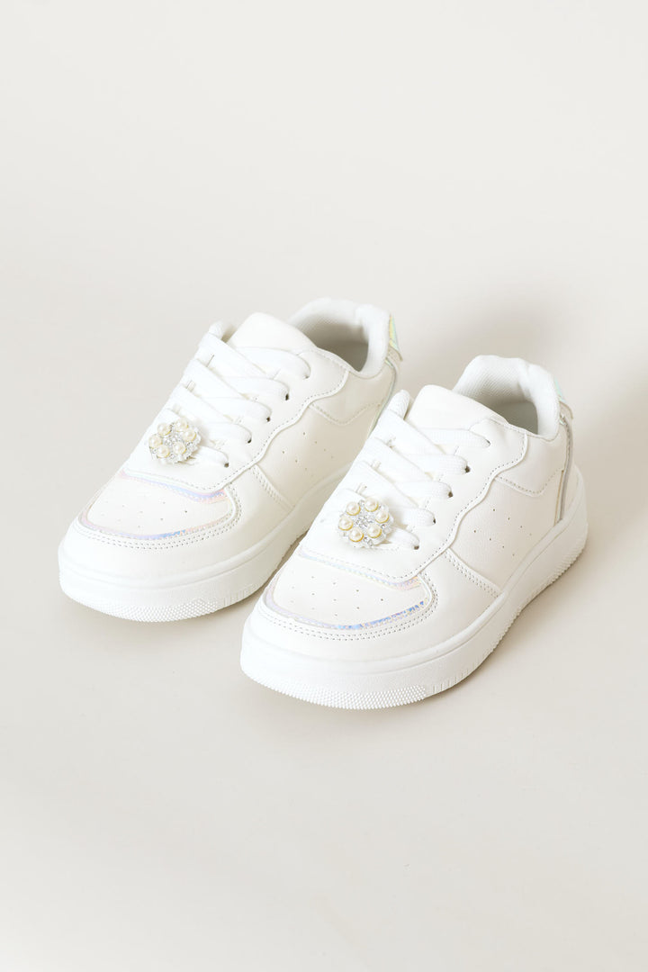 Girls Suede Court Sneaker - White