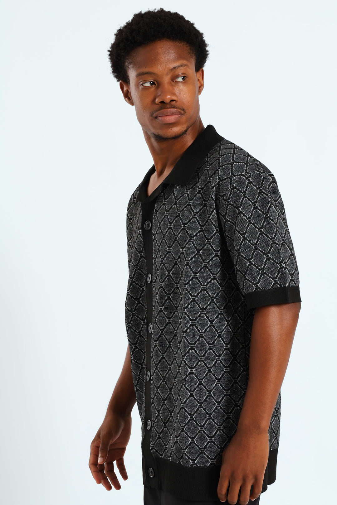 Short Sleeve Button Through Knit Shirt - Black/White