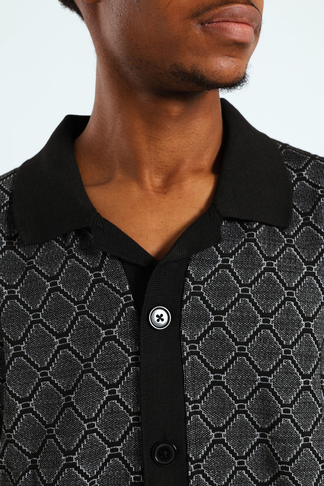 Short Sleeve Button Through Knit Shirt - Black/White