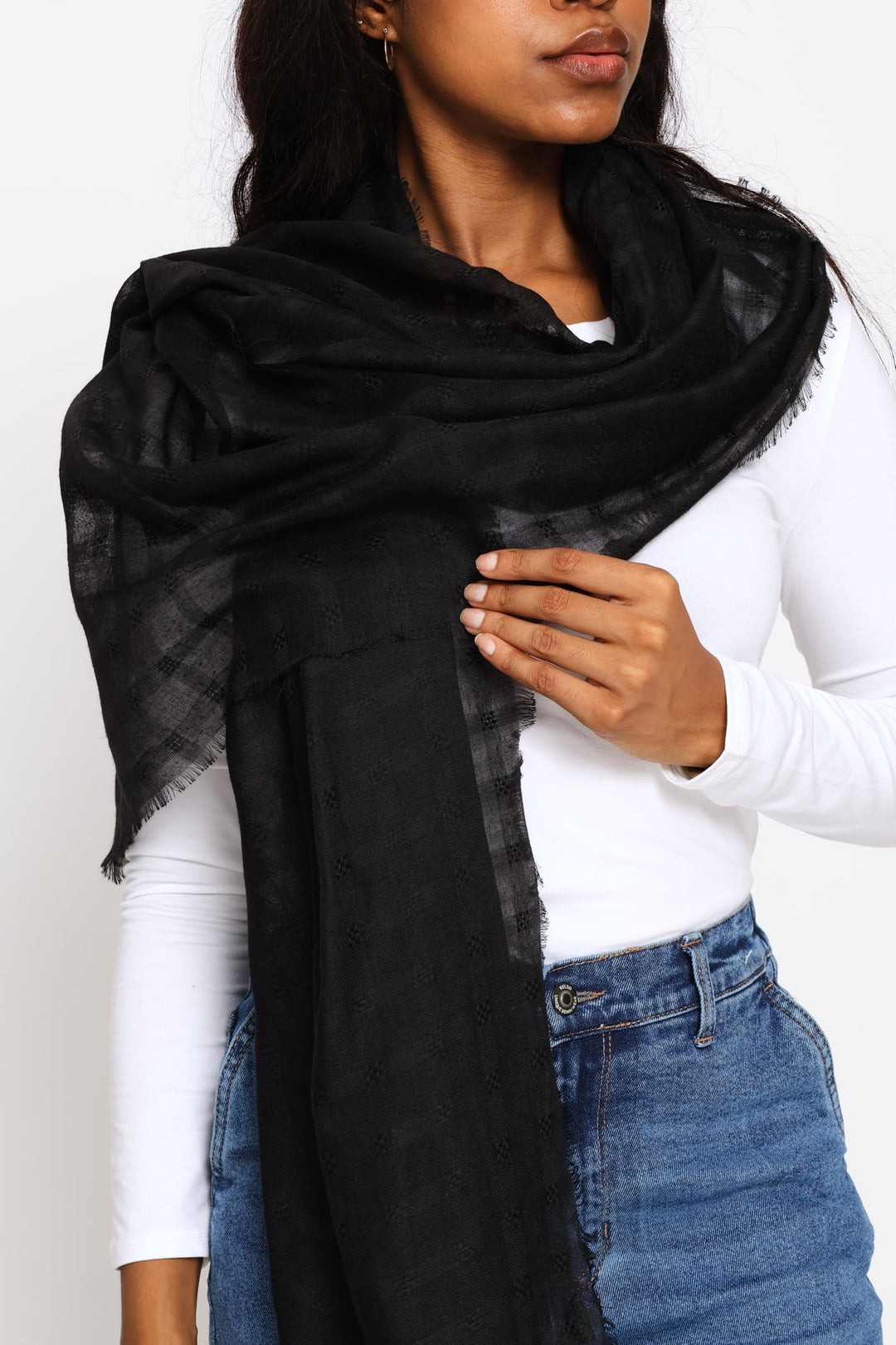 Jaquard Light Weight Scarf - Black