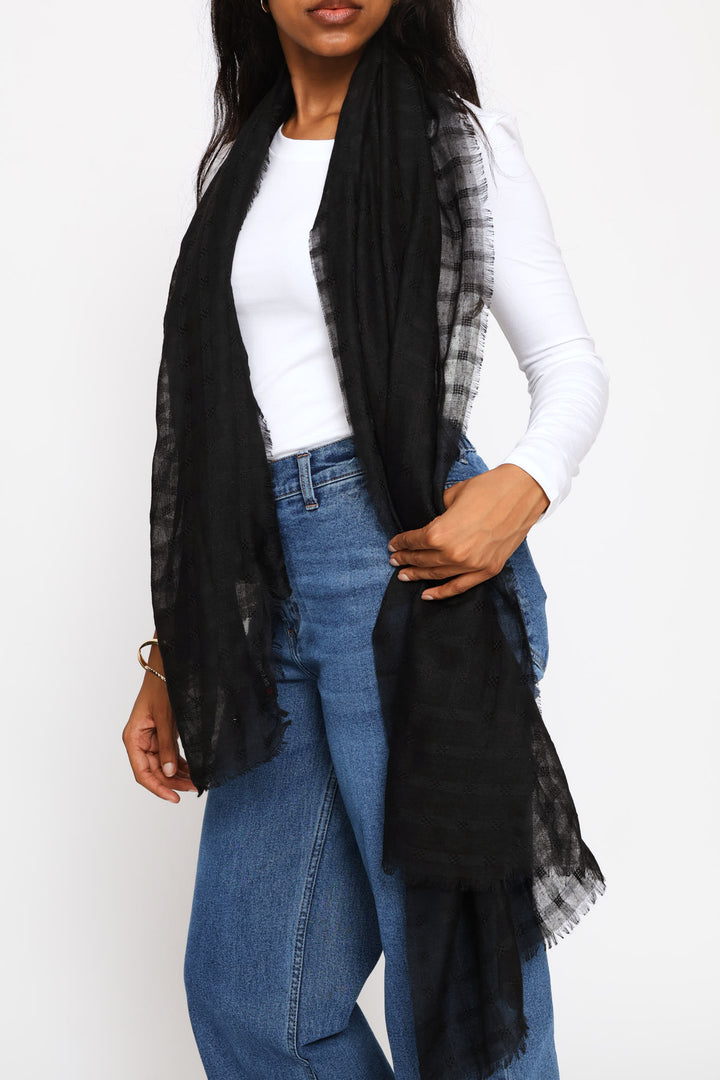 Jaquard Light Weight Scarf - Black