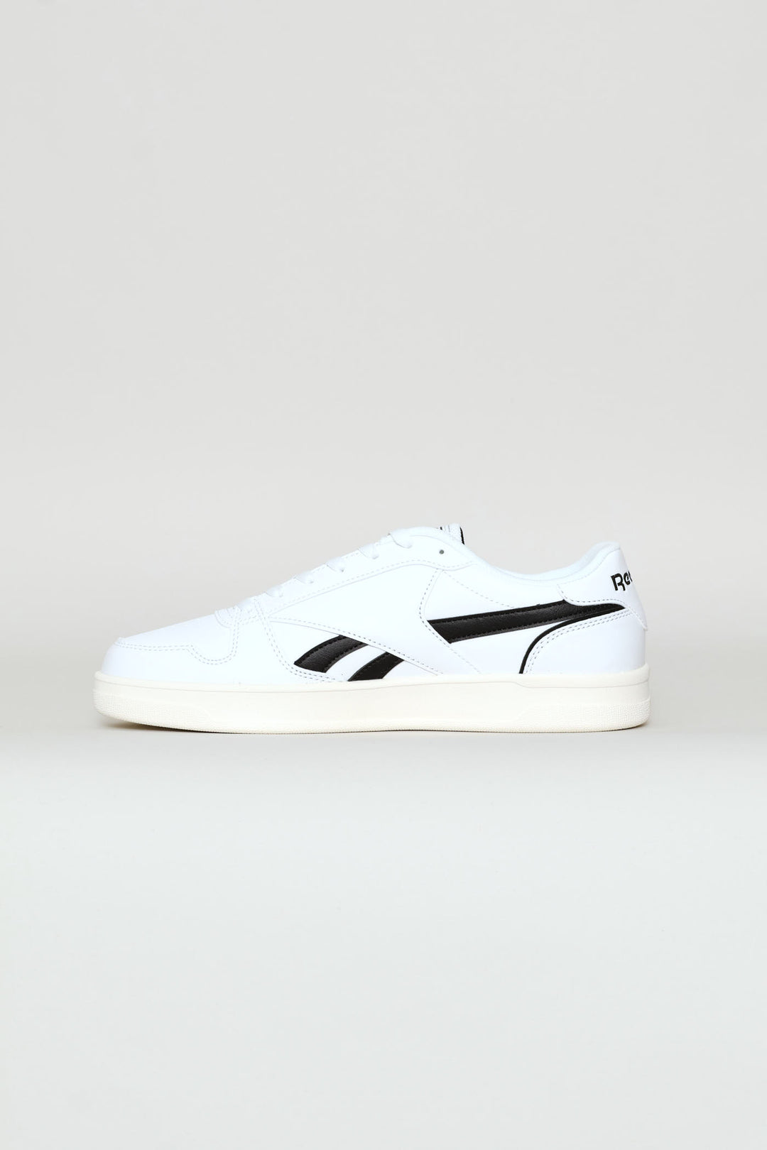 Match Prime V2 Sneaker - White/Black