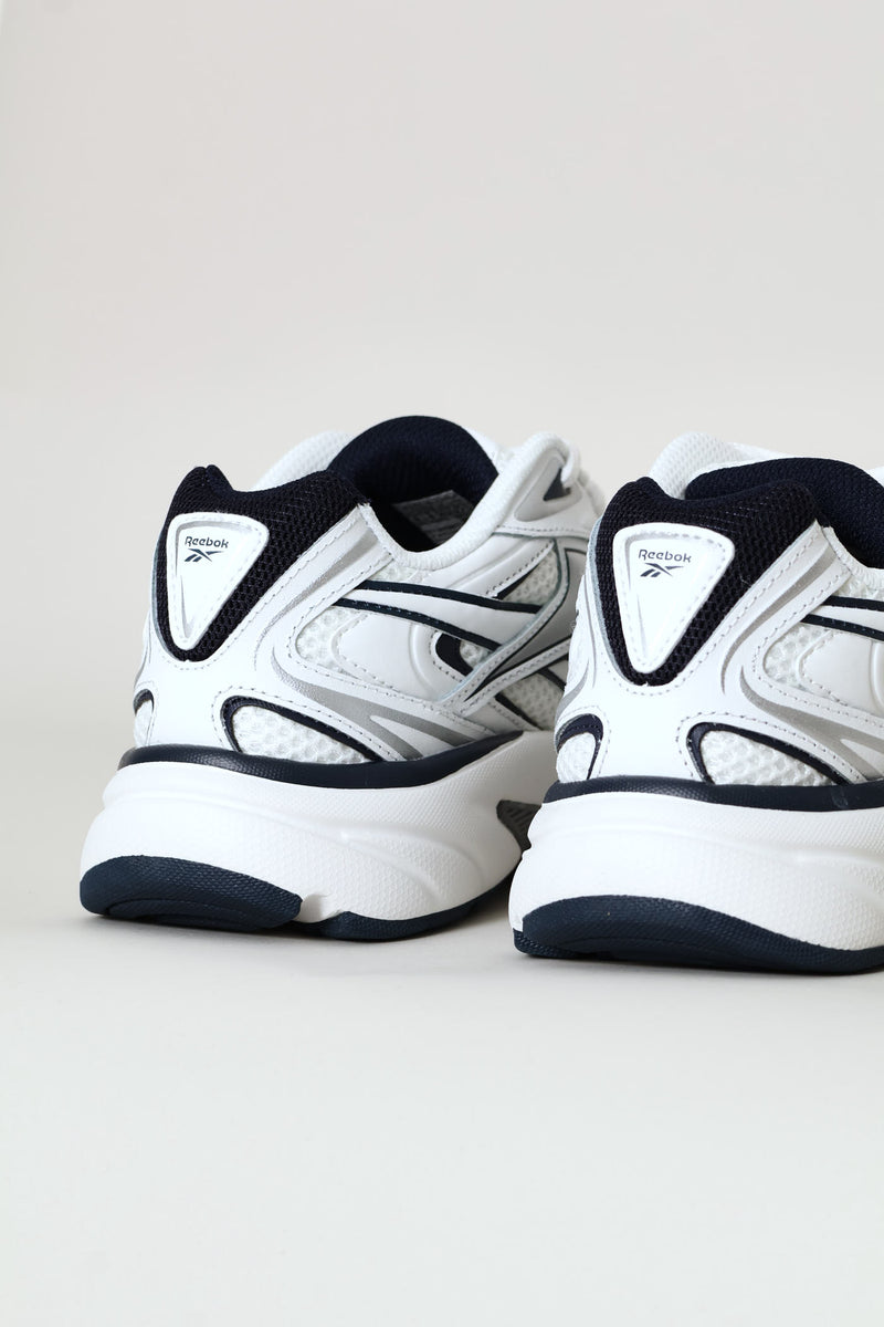 Belwave Trainer - White