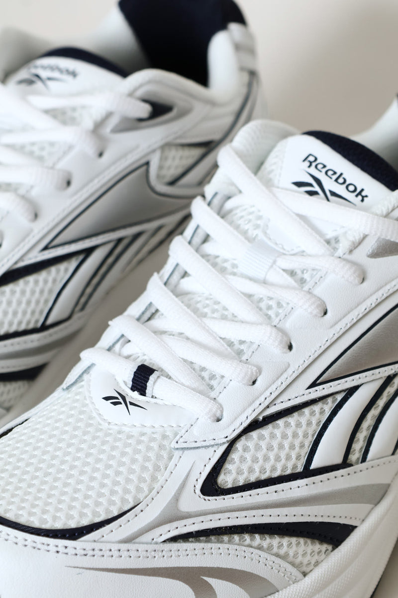 Belwave Trainer - White