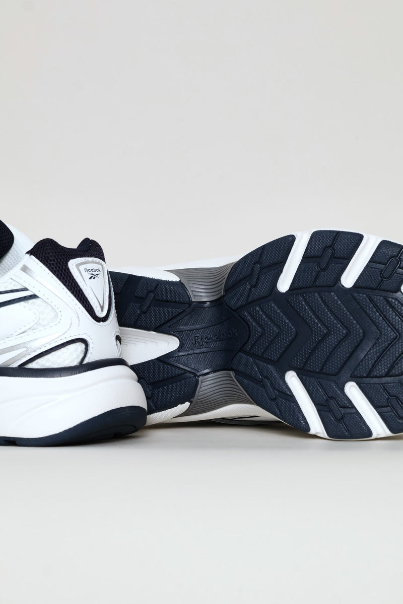 Belwave Trainer - White
