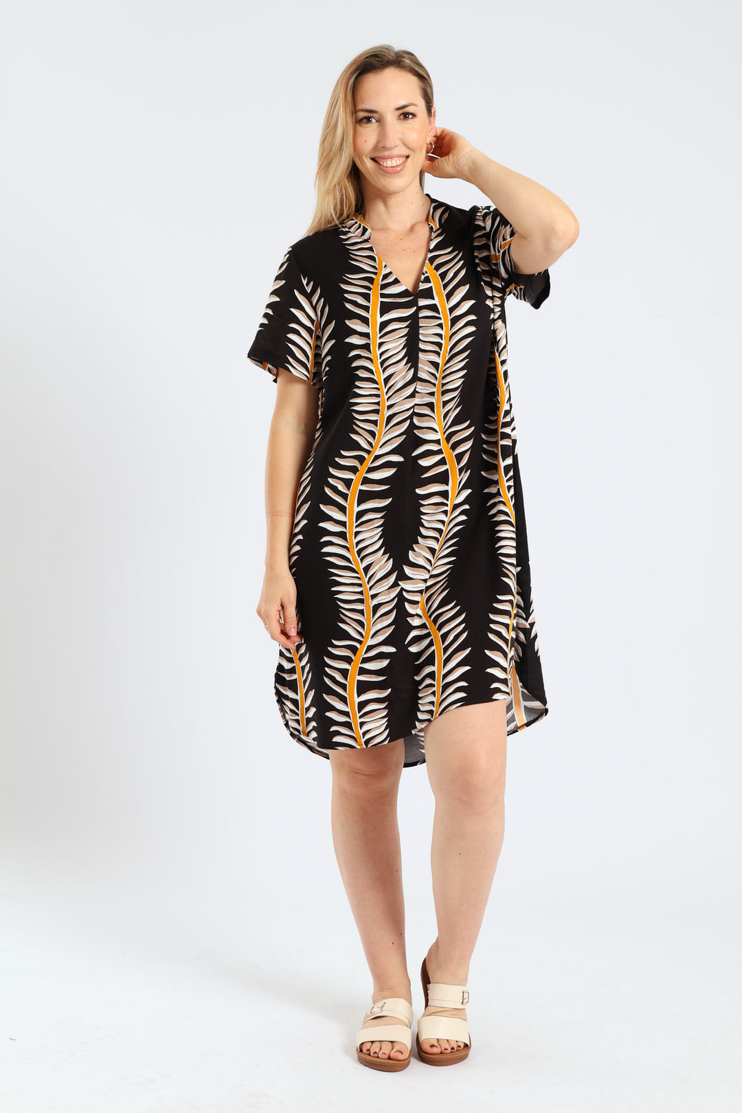 Mandarin Printed Shift Dress - Black/White