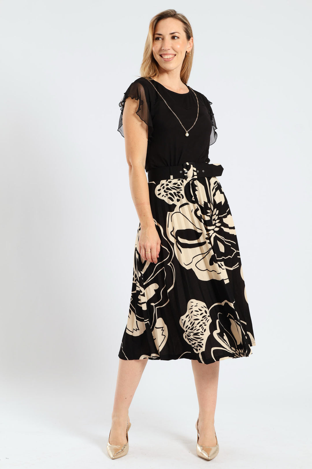 Flutter Sleeve Mesh Blouse - Black