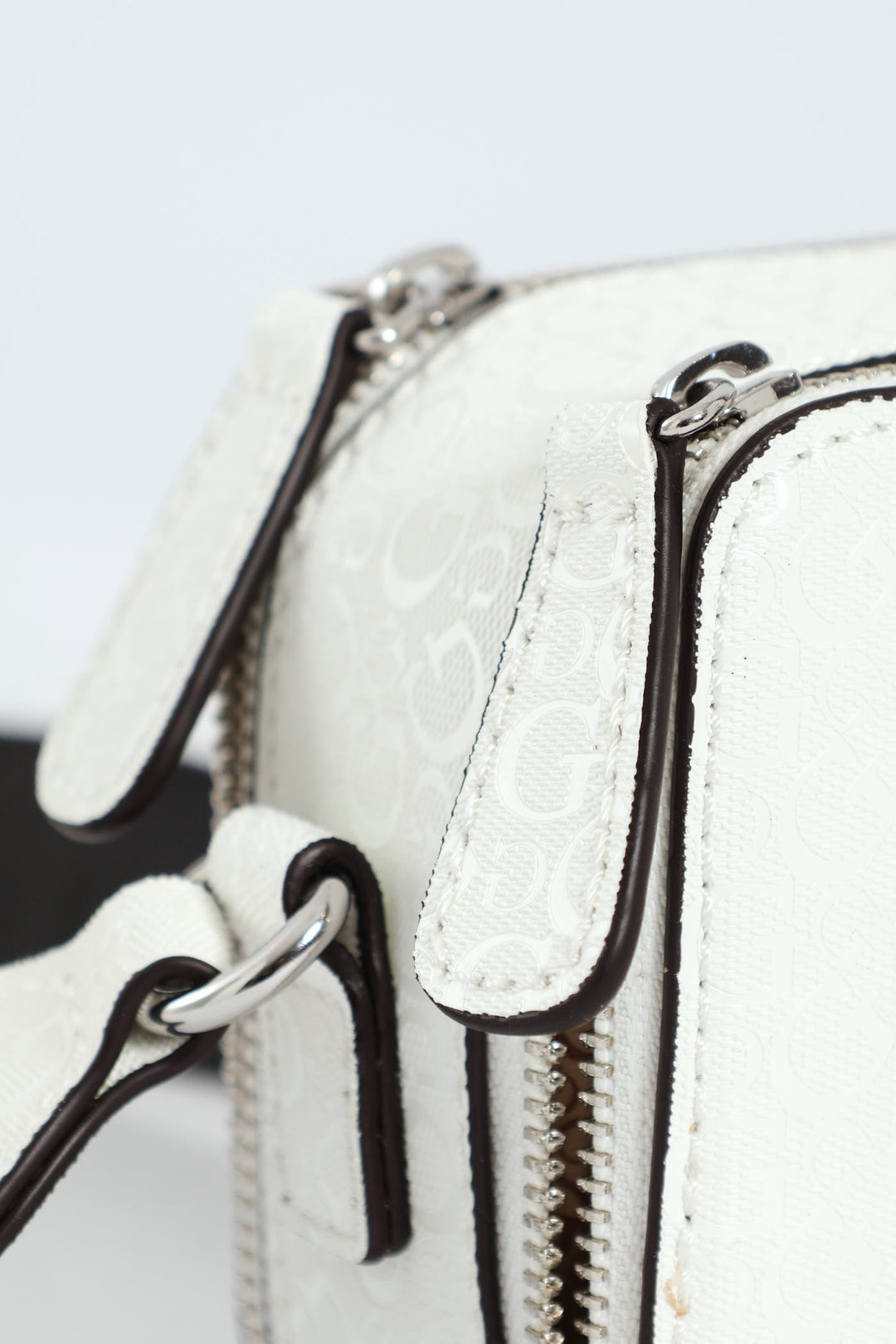 Amanza Mini Crossbody Top Zip Bag - White