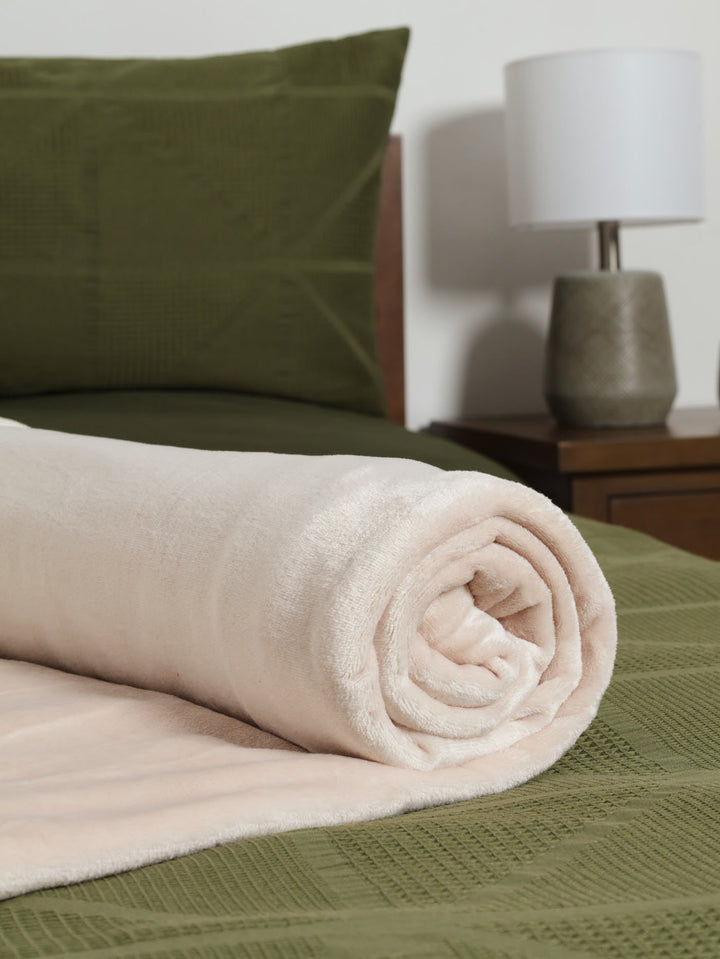 Coral Fleece Blanket - Taupe
