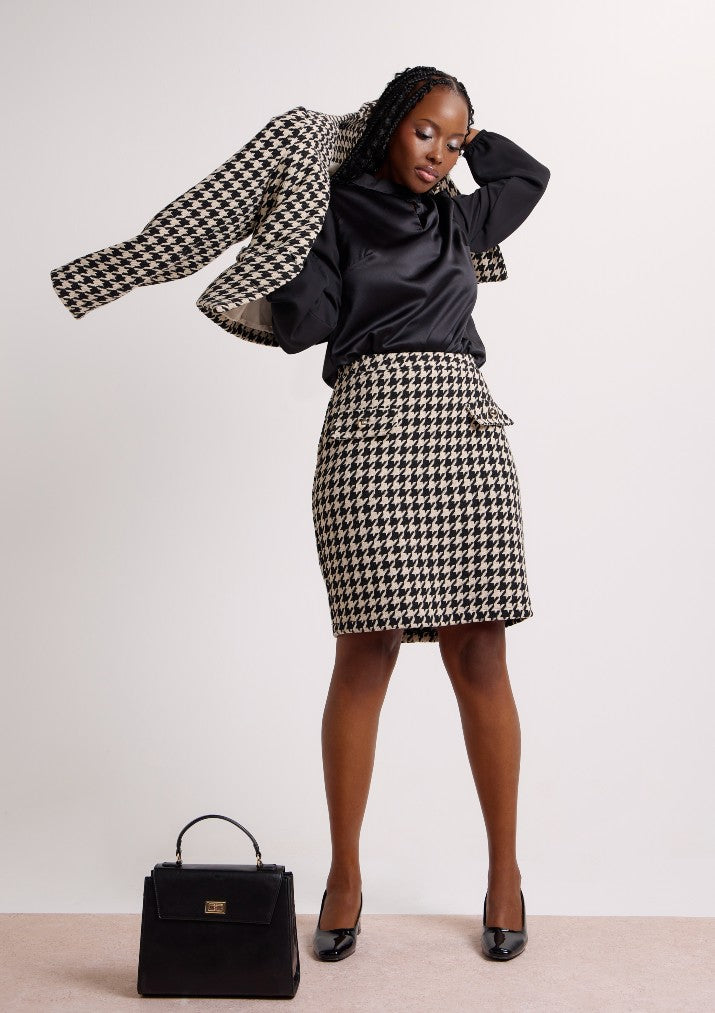 Collarless Houndstooth Blazer - Black/Beige