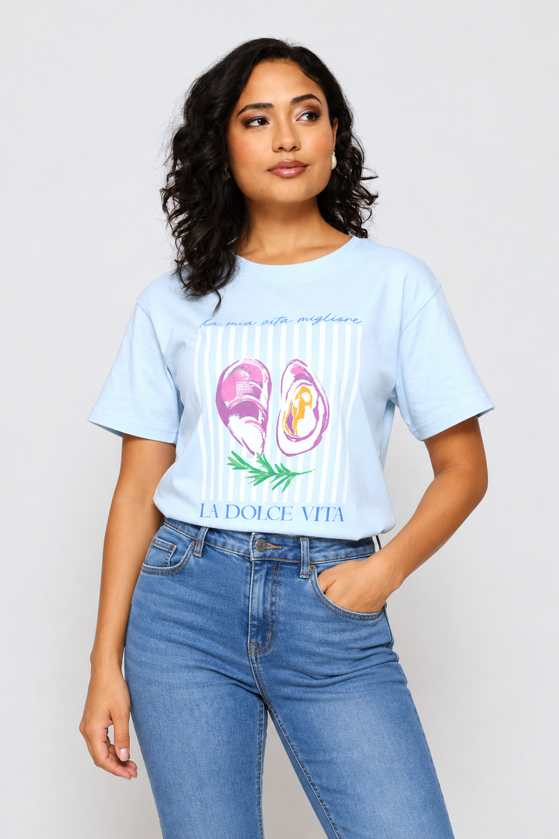 La Dolce Vita Oysters Tee - Baby Blue