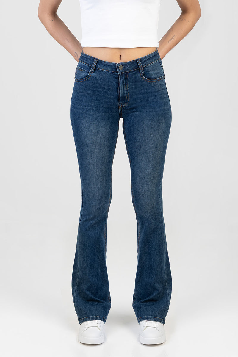 Bootleg Denim Jean - Med Wash