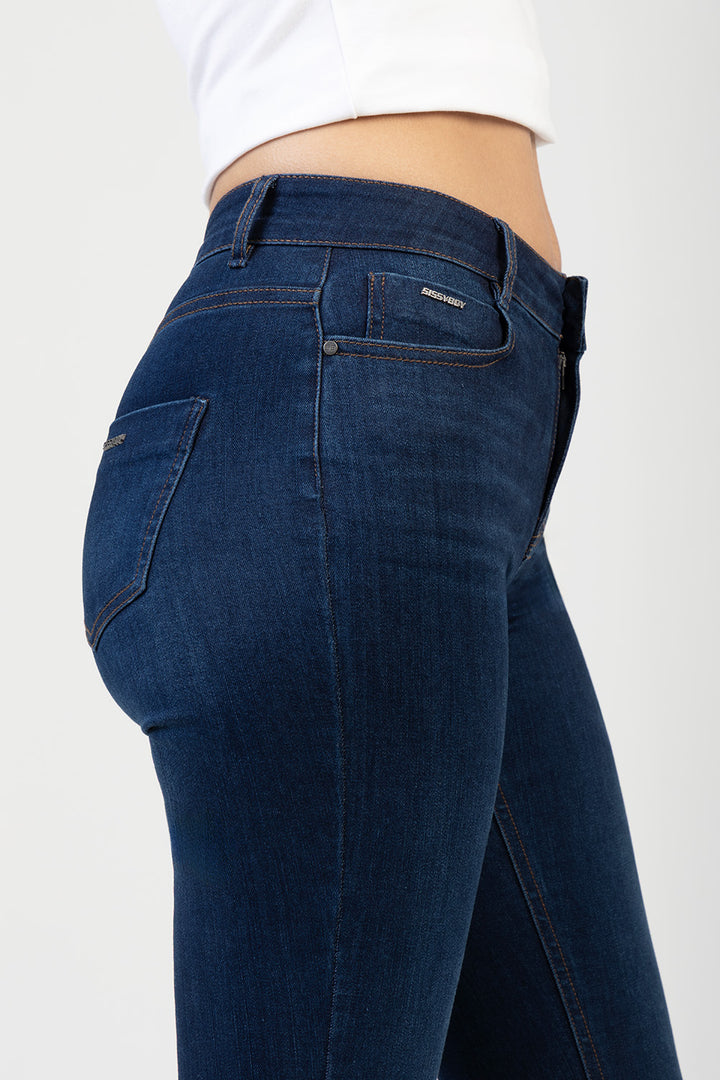 Skinny Rinse Wash Denim With Slight Brushing - Dark Wash Ink
