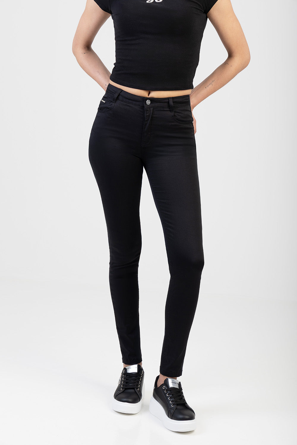 Mid-Waist Skinny Jean - Black