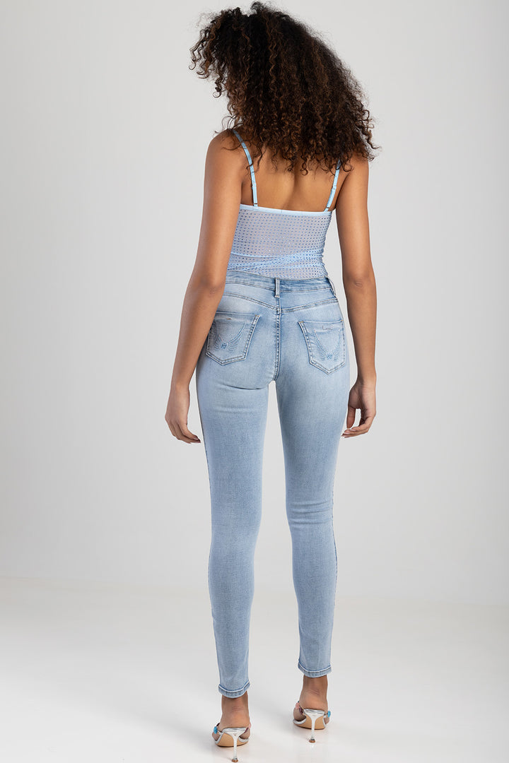 Mid Waist Skinny Denim With Back Pocket Embroidery - Light Blue