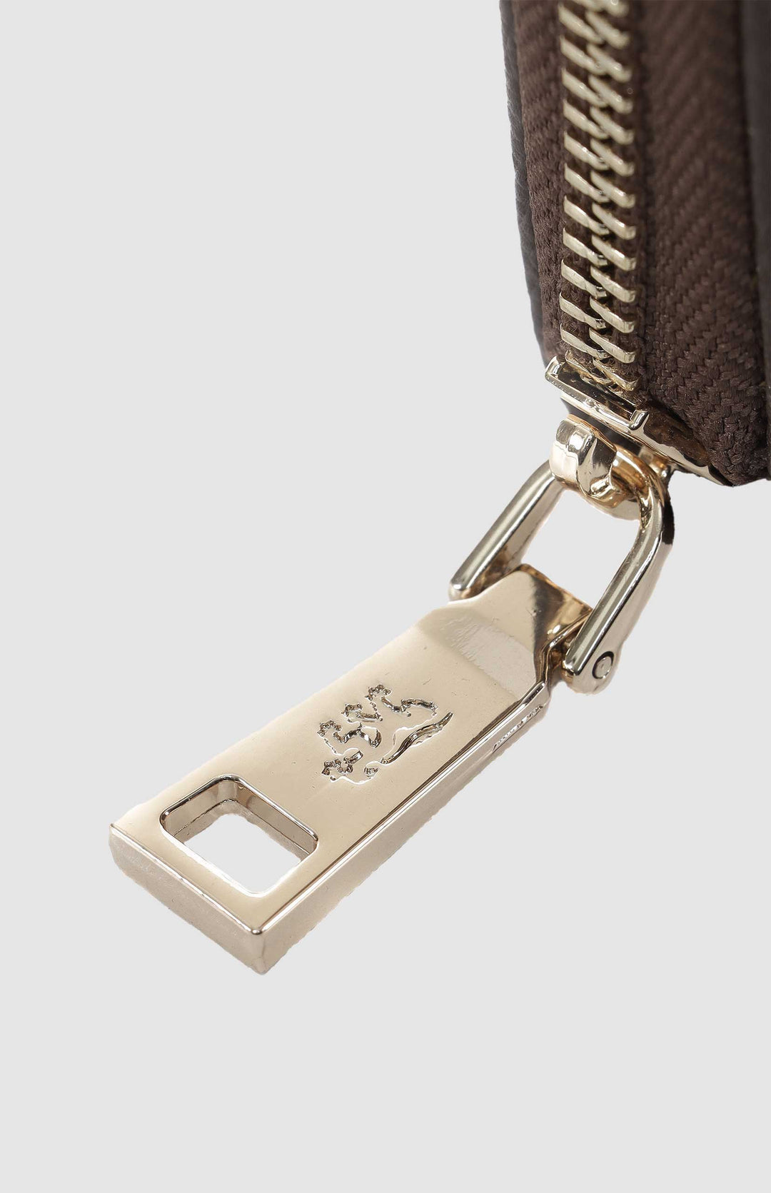 Argyle Print Zip Around Purse - Stone