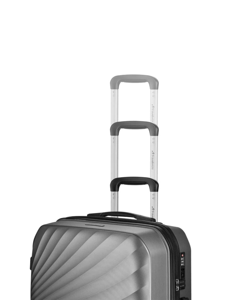 Quartz PP 4-Wheels Spinner Luggage - Silver