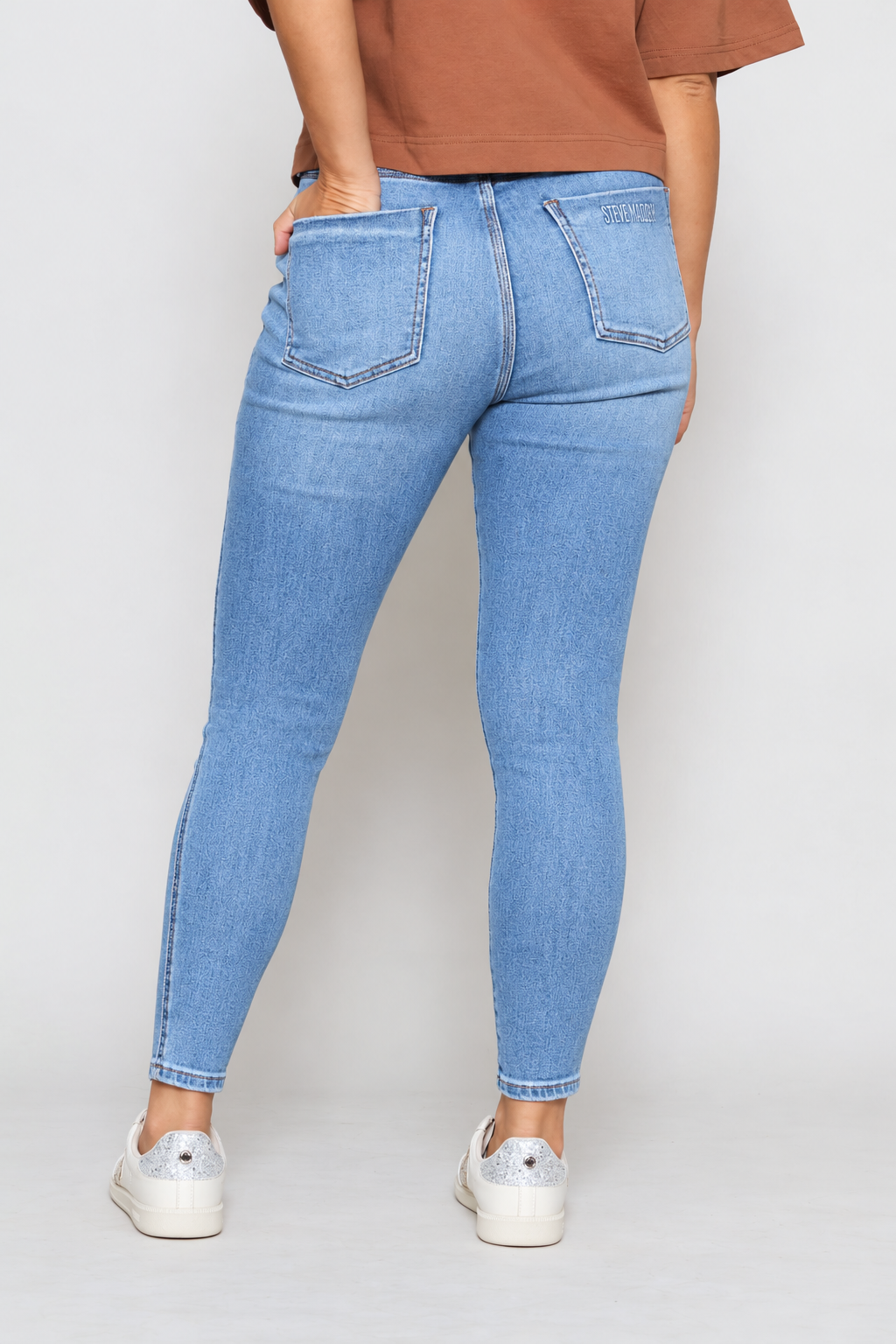 Zoe Contour Curvy Denim - Mid Blue