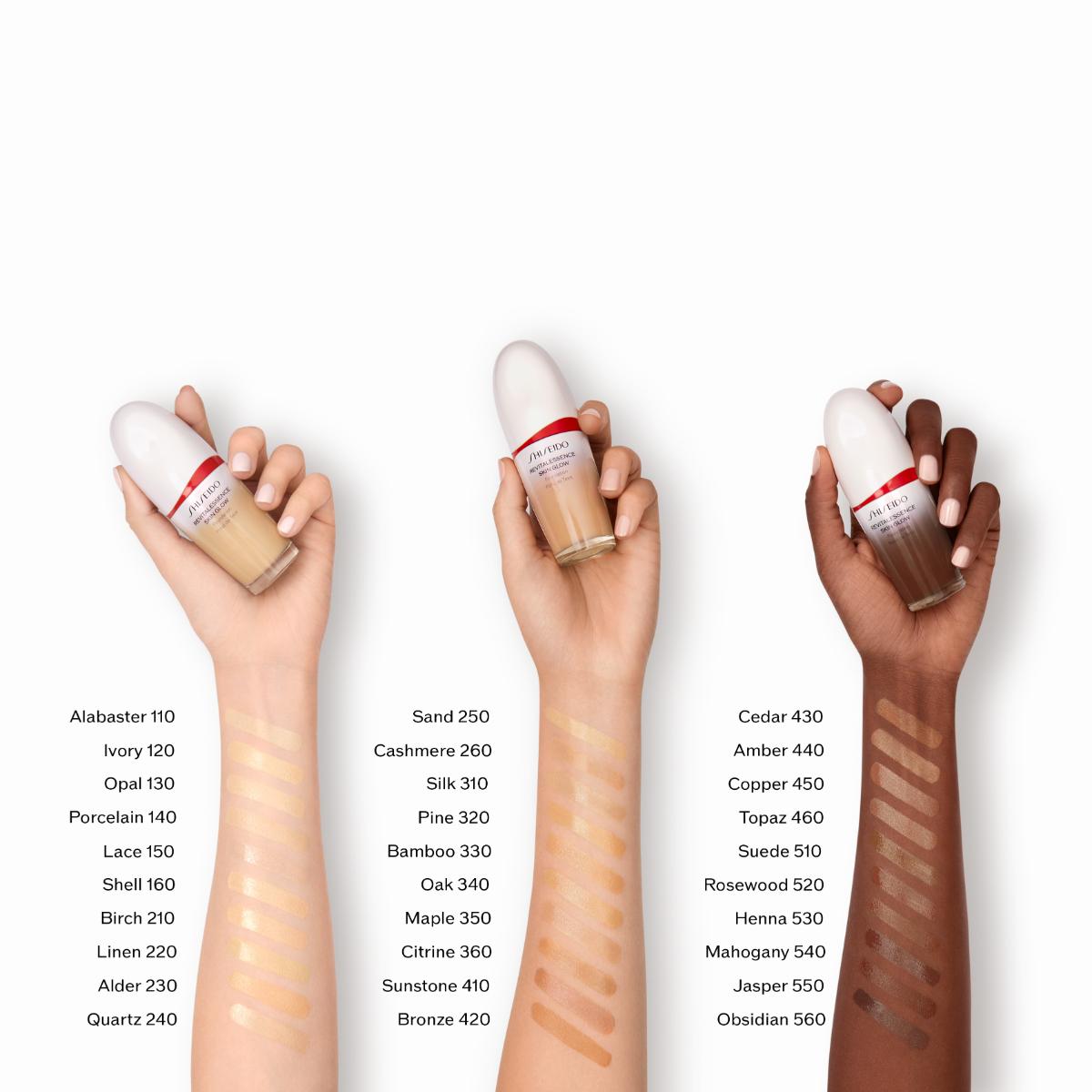 Revitalessence Skin Glow Foundation SPF30 – Edgars