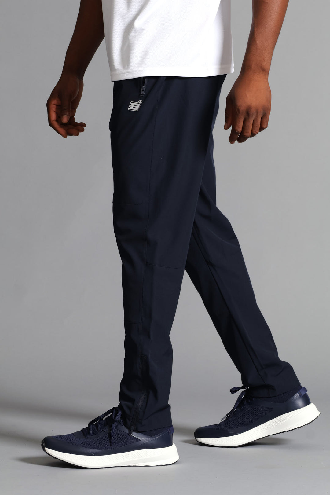 S ACTIVE Woven Trackpant - Navy